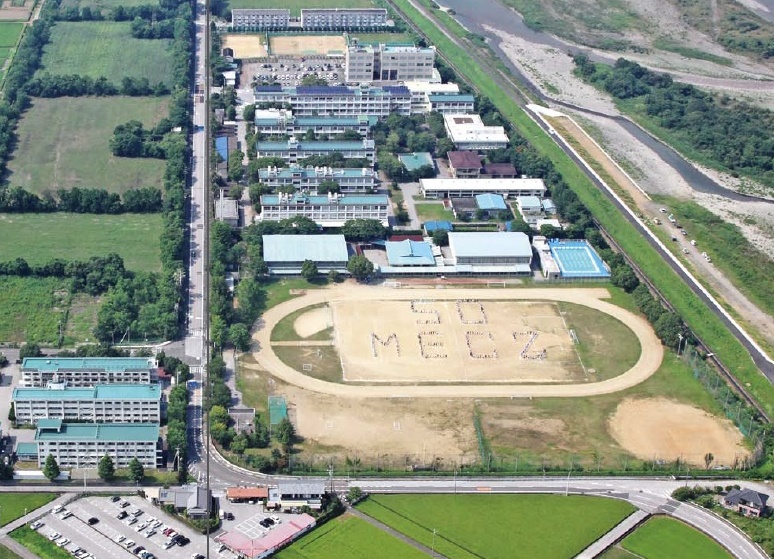 2013(H25)学校全景-1